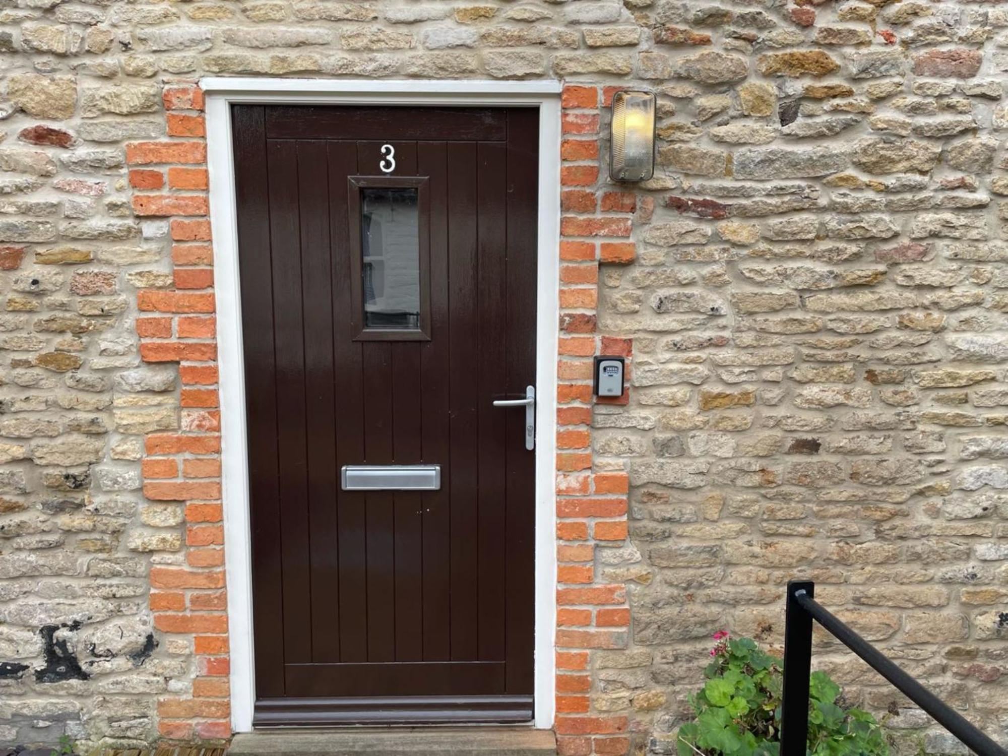 Pass The Keys Homey Flat In Sleaford Centre Exterior photo
